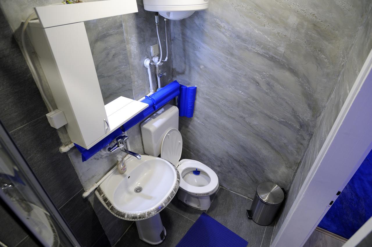 Apartment Rinaldi Lux Belgrado Esterno foto
